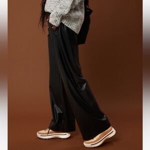OFFLINE BY AERIE “REAL LUXE FAUX LEATHER WIDE LEG PANT” NWT